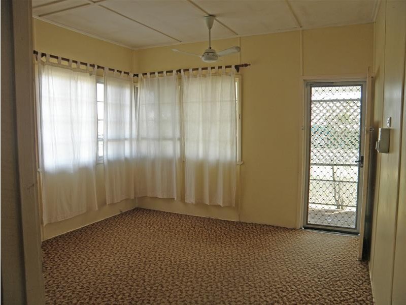 18 Kroombit Street, Biloela QLD 4715