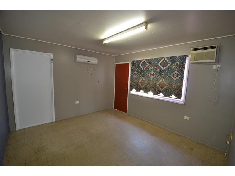 16 Raedon Street, Biloela QLD 4715