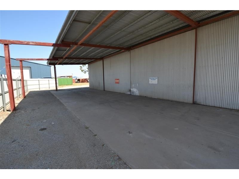 16 Raedon Street, Biloela QLD 4715