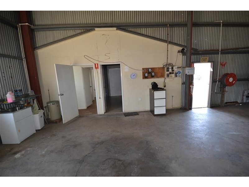 16 Raedon Street, Biloela QLD 4715