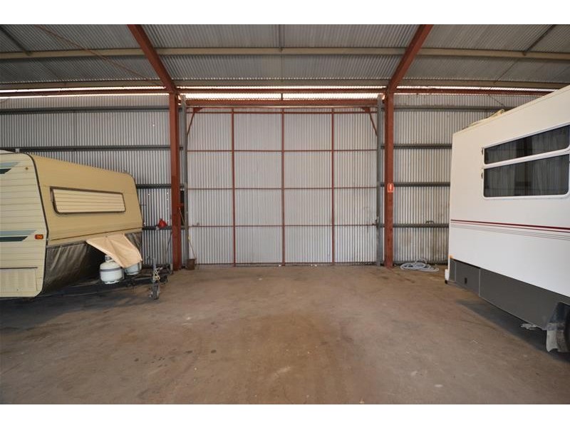 16 Raedon Street, Biloela QLD 4715