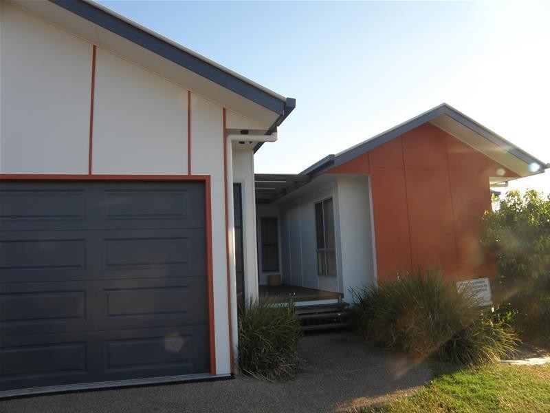 15 Valley View Drive, Biloela QLD 4715