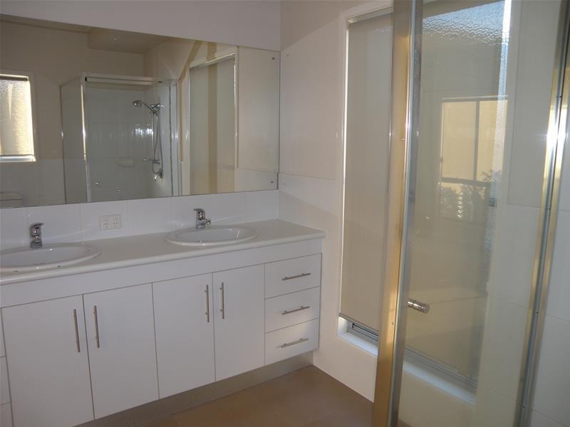 15 Valley View Drive, Biloela QLD 4715