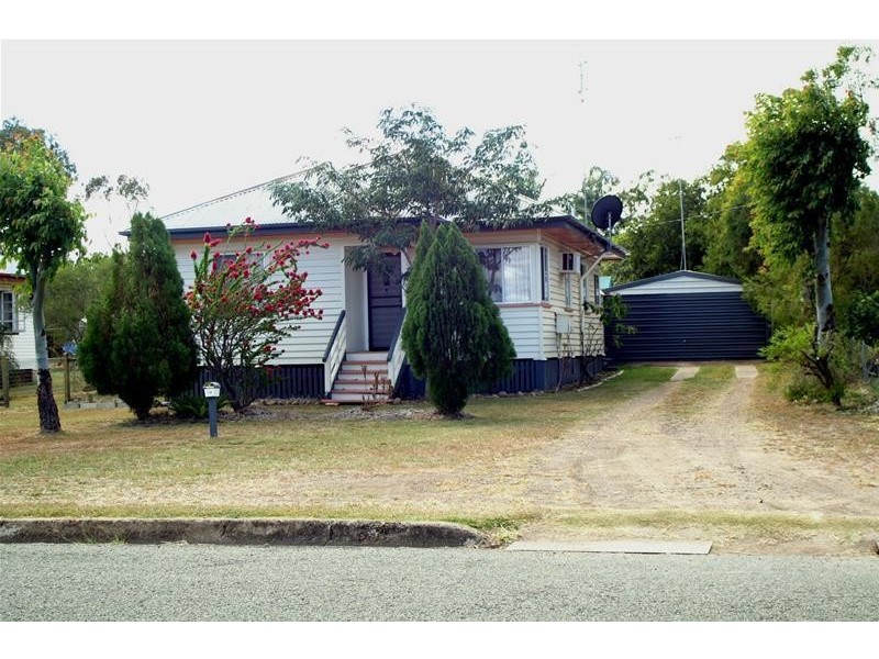 110 Grevillea Street, Biloela QLD 4715