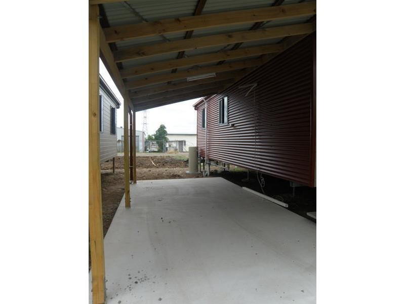 2/4 Park Street, Biloela QLD 4715