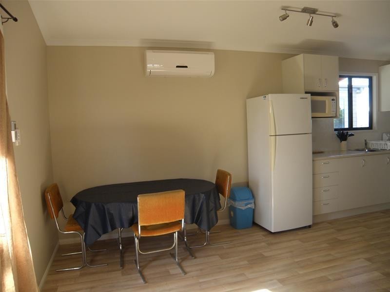 2/4 Park Street, Biloela QLD 4715