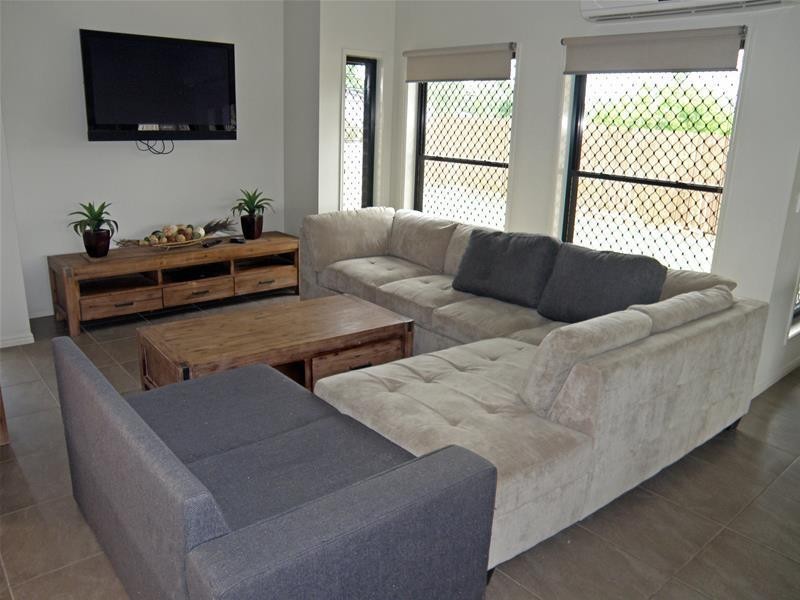 6 Valley View Drive, Biloela QLD 4715