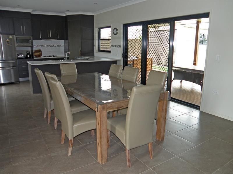 6 Valley View Drive, Biloela QLD 4715