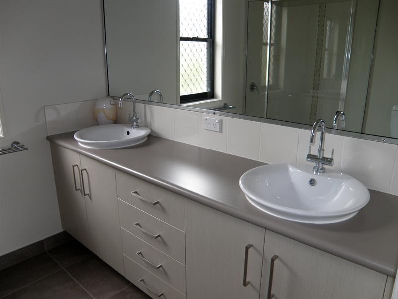 6 Valley View Drive, Biloela QLD 4715