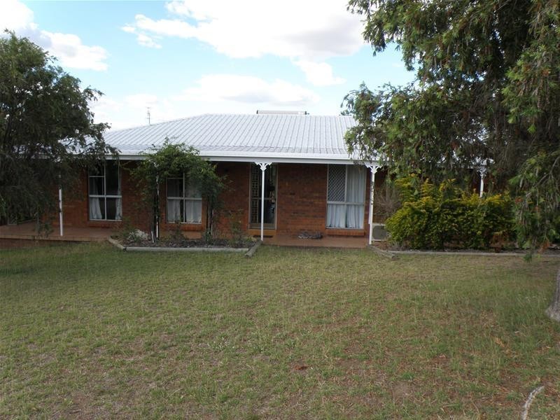 8 Clarke Drive, Biloela QLD 4715