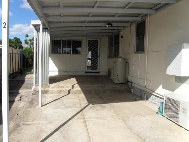 2/128 Kroombit Street, Biloela QLD 4715