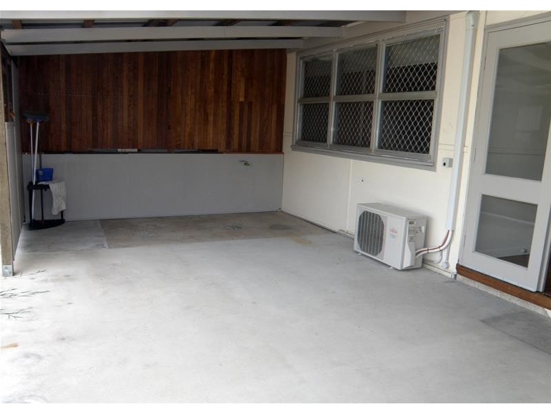 2/128 Kroombit Street, Biloela QLD 4715