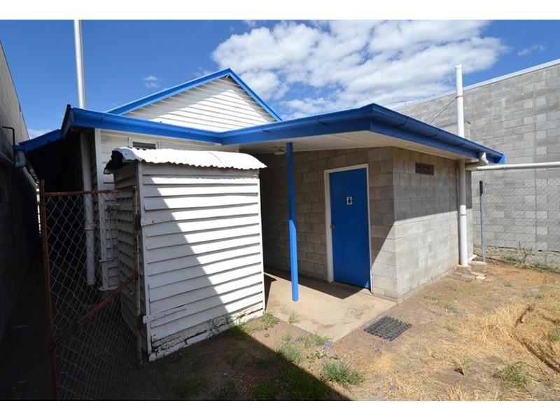 11 Callide Street, Biloela QLD 4715