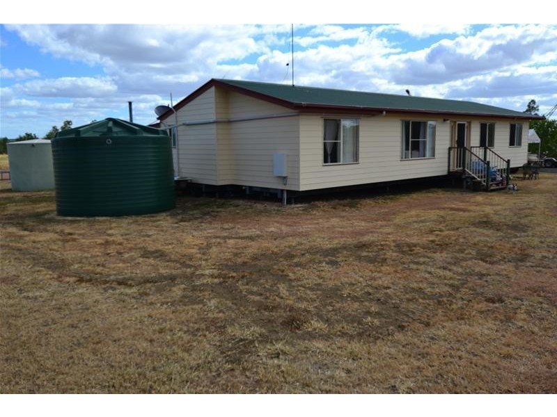 Banana QLD 4702