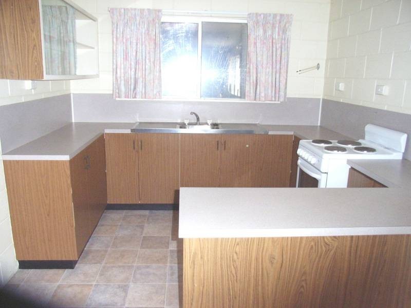 2/32 Grevillea Street, Biloela QLD 4715