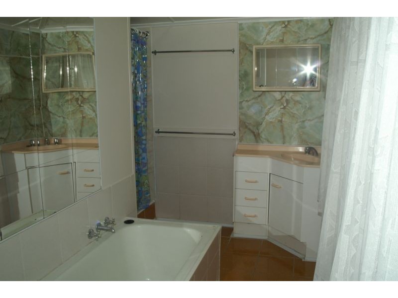 101 Grevillea Street, Biloela QLD 4715