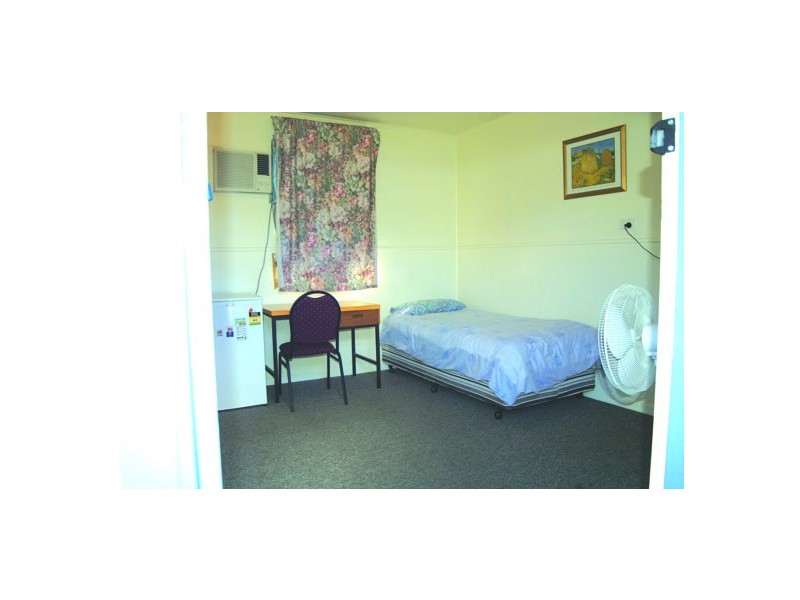 8/80 Kariboe Street, Biloela QLD 4715