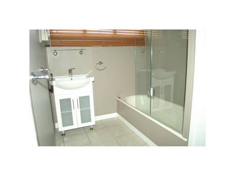 15 Don Street, Biloela QLD 4715