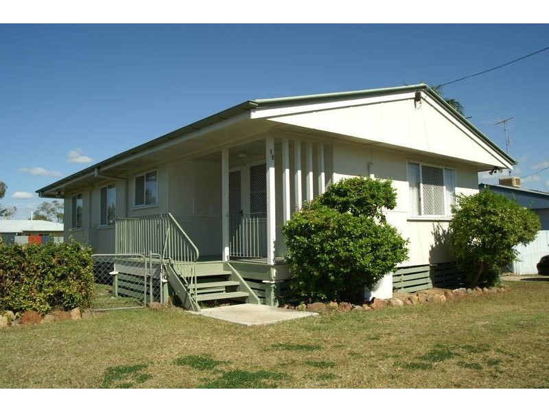 12 Tiamby Street, Biloela QLD 4715