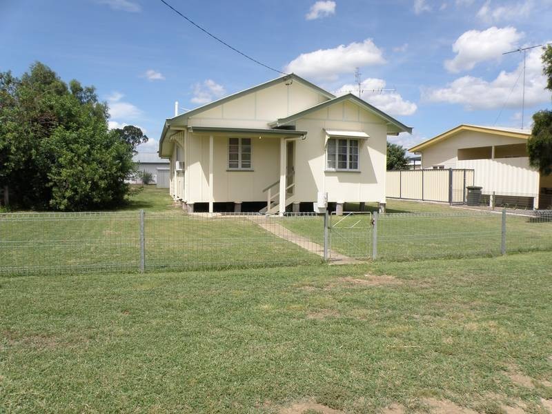 16 Grevillea Street, Biloela QLD 4715