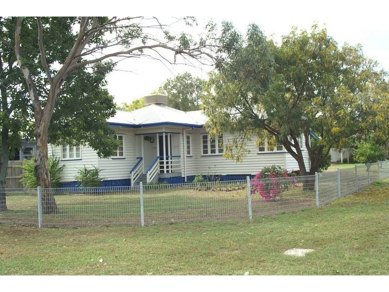 82 Bell, Biloela QLD 4715