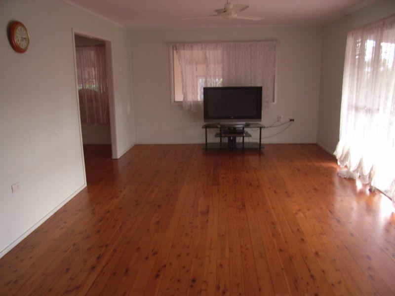 16 Lookerbie Street, Biloela QLD 4715