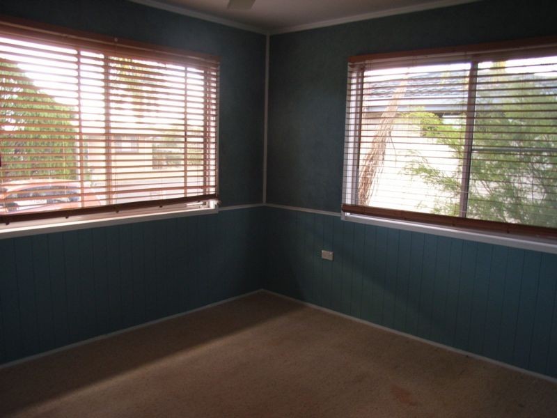 16 Lookerbie Street, Biloela QLD 4715