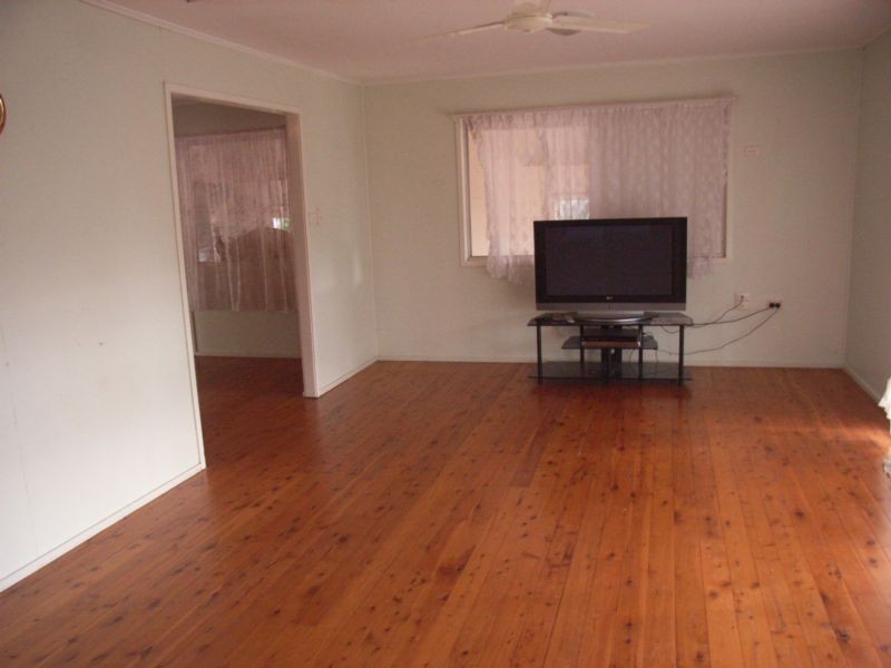 16 Lookerbie Street, Biloela QLD 4715
