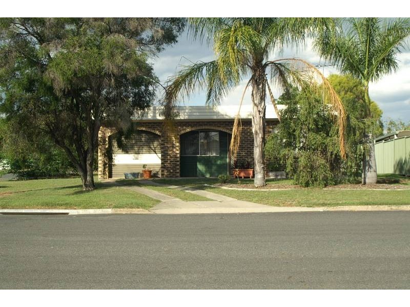 1/80 Bell Street, Biloela QLD 4715