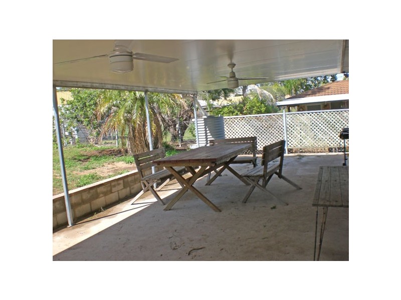 15 Lawrence Street, Biloela QLD 4715