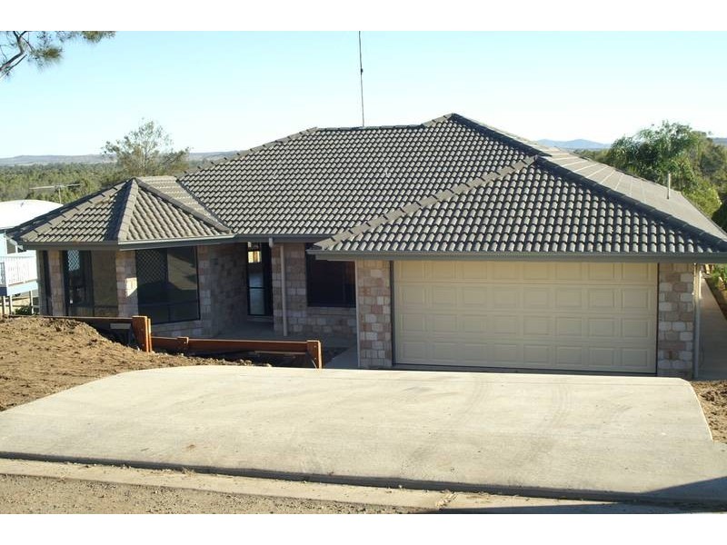 17 Raglan Street, Biloela QLD 4715