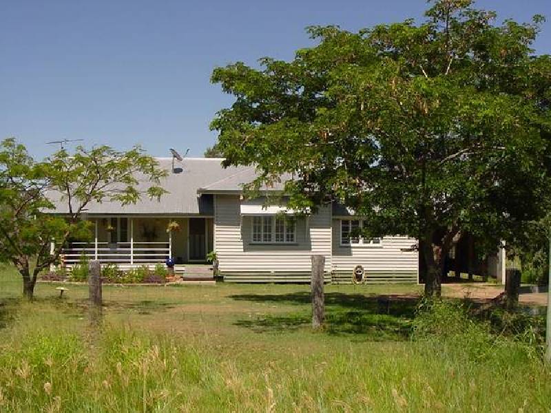 3 Quarry Road, Biloela QLD 4715