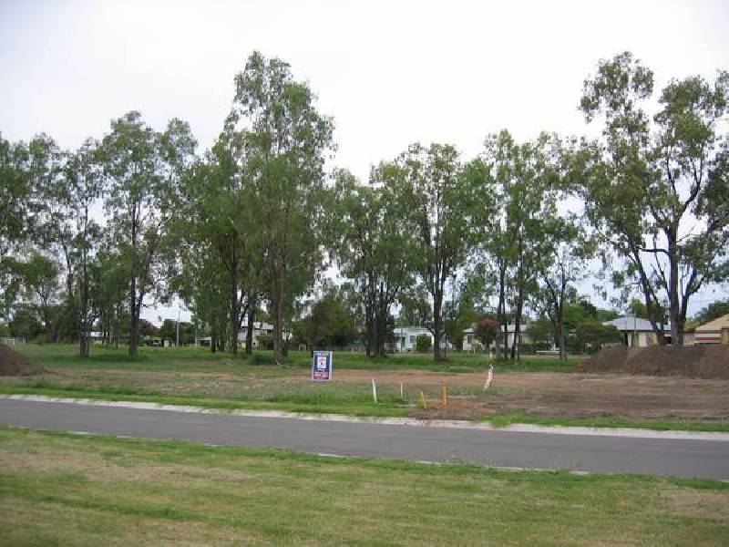 7 Ninth Avenue, Theodore QLD 4719