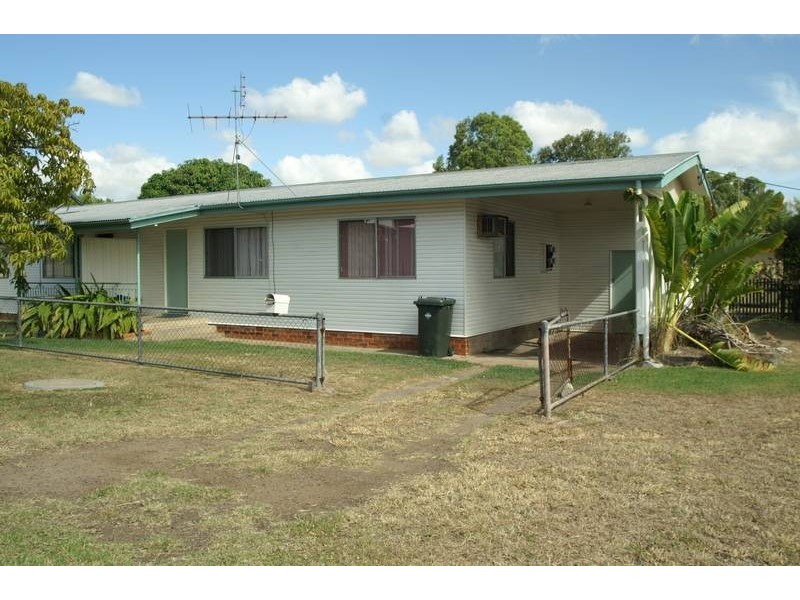 2/43 Malakoff Street, Biloela QLD 4715