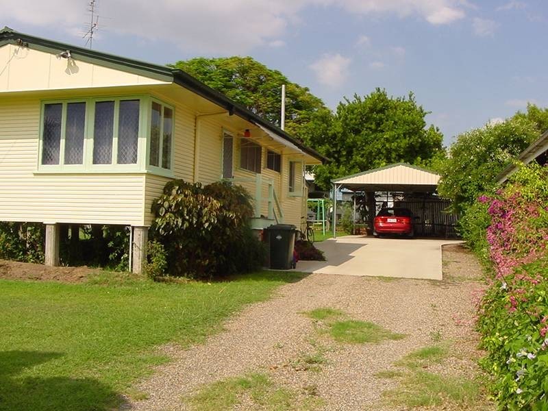 6 Mimosa Street, Biloela QLD 4715