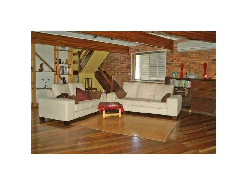 Sellheim Street, Biloela QLD 4715