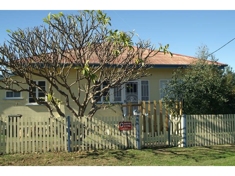 64 Kroombit Street, Biloela QLD 4715