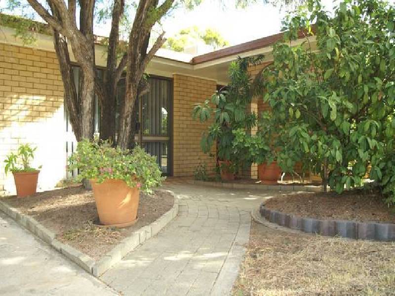 Thalberg Ave, Biloela QLD 4715