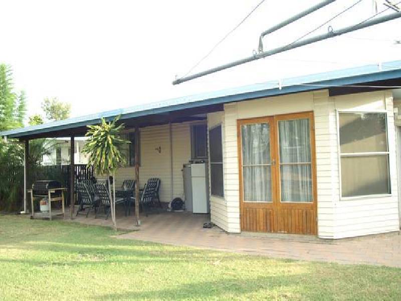 110 Kariboe Street, Biloela QLD 4715