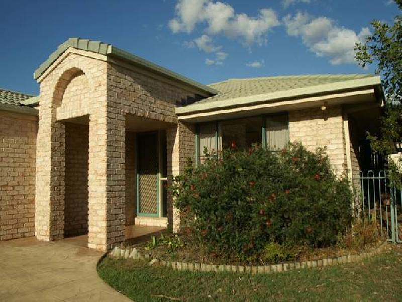15 Heaton Street, Biloela QLD 4715