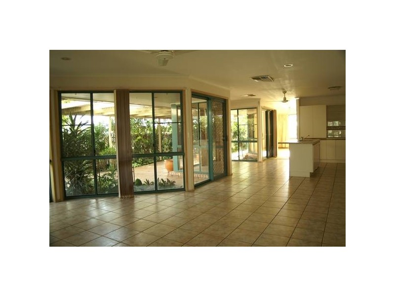 15 Heaton Street, Biloela QLD 4715