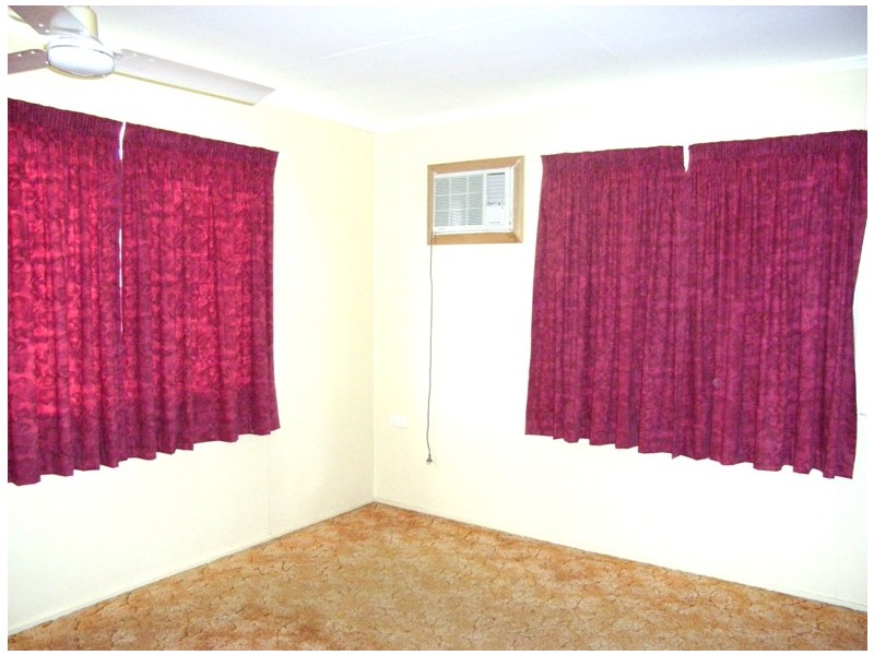 1 Sellheim Street, Biloela QLD 4715