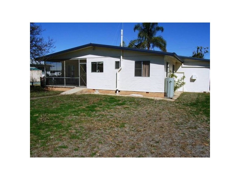 130 Kariboe Street, Biloela QLD 4715