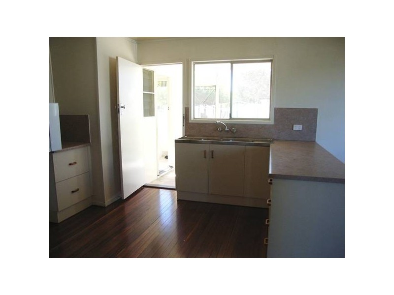 130 Kariboe Street, Biloela QLD 4715