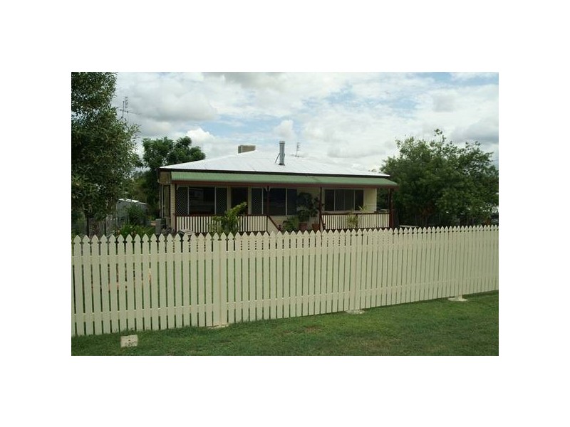 19 Manton Street, Biloela QLD 4715