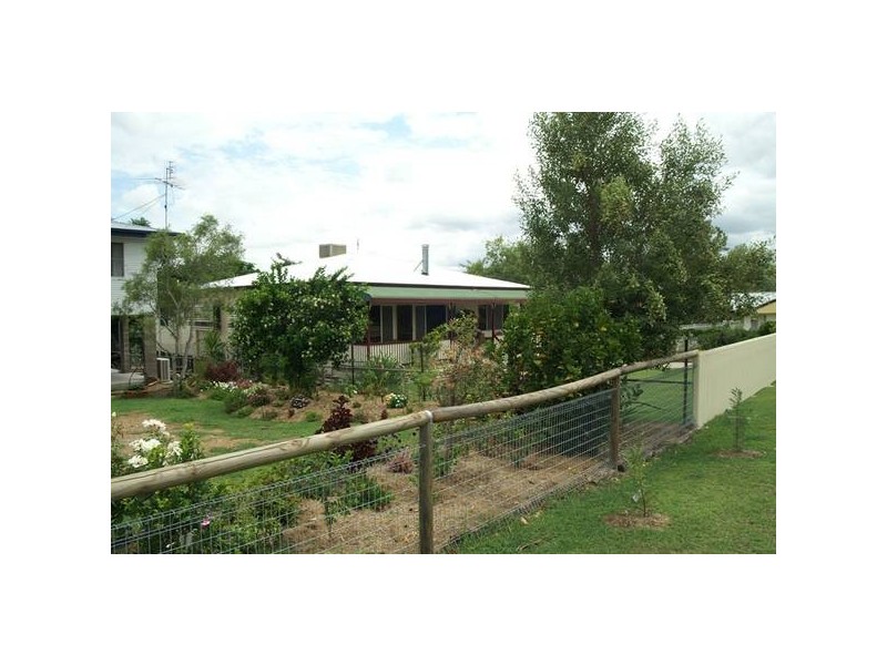 19 Manton Street, Biloela QLD 4715