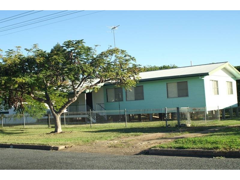 139 Bell Street, Biloela QLD 4715