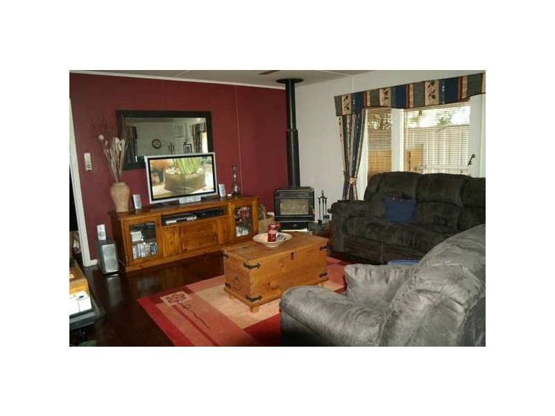 154 Kroombit Street, Biloela QLD 4715