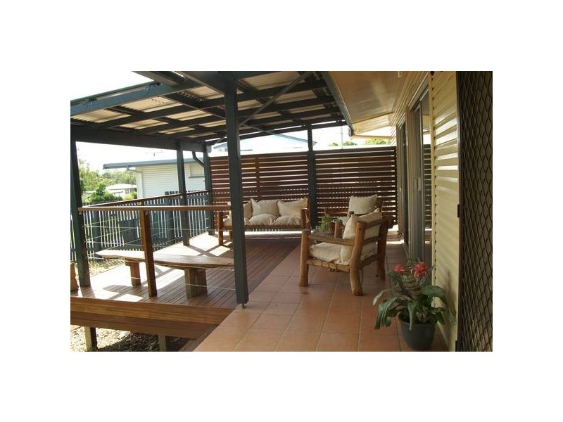 2 Sellheim Street, Biloela QLD 4715