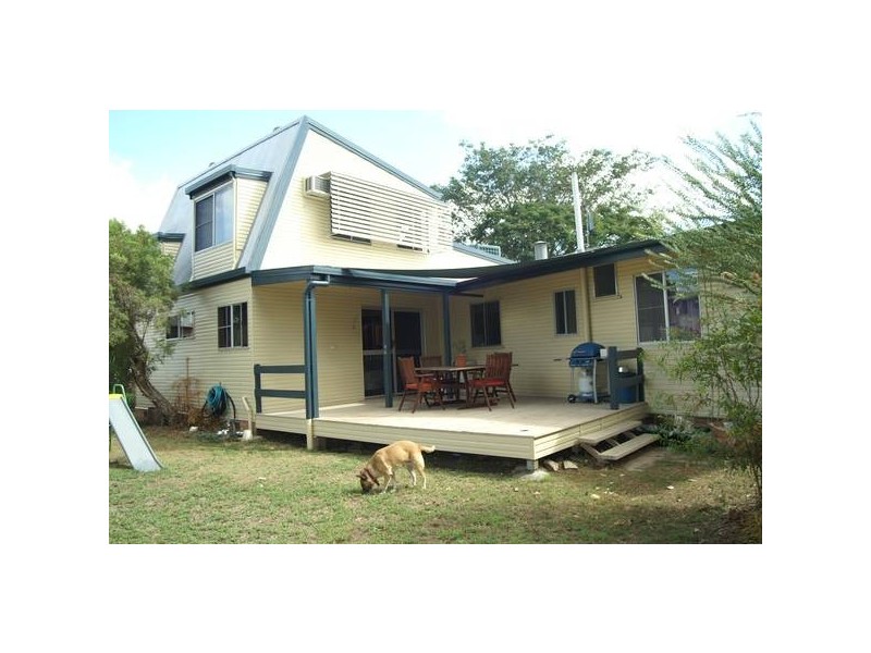 2 Sellheim Street, Biloela QLD 4715